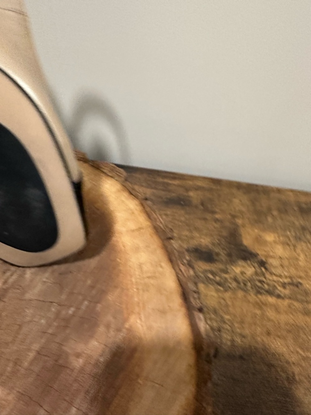 Two-Tone Slingback Pumps in Cream and Black - Picture 4 of 8